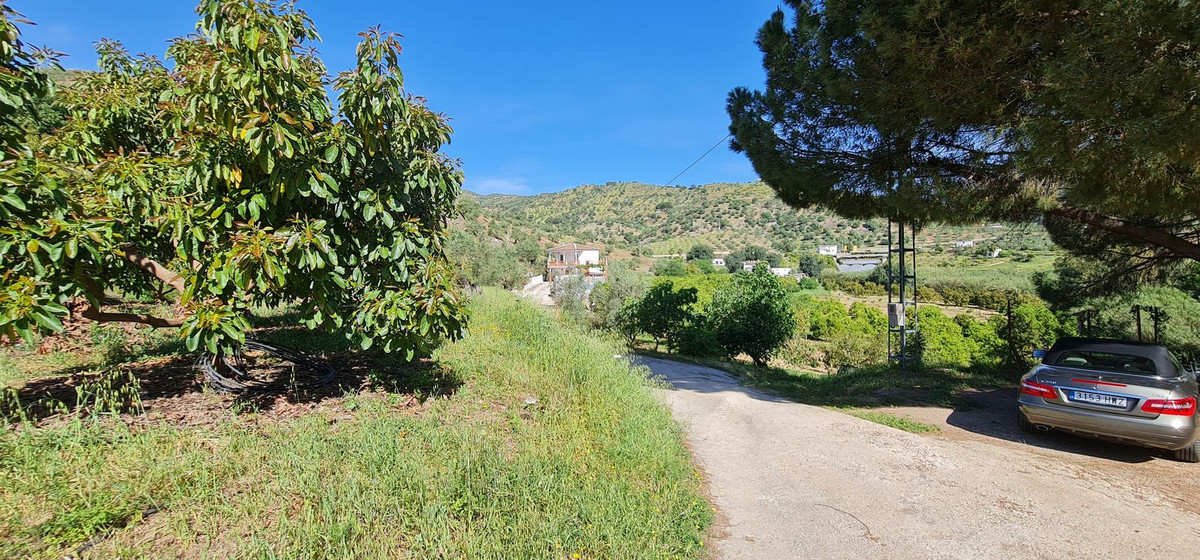 Plots for sale in Tolox Costa Del Sol, Málaga, Spain