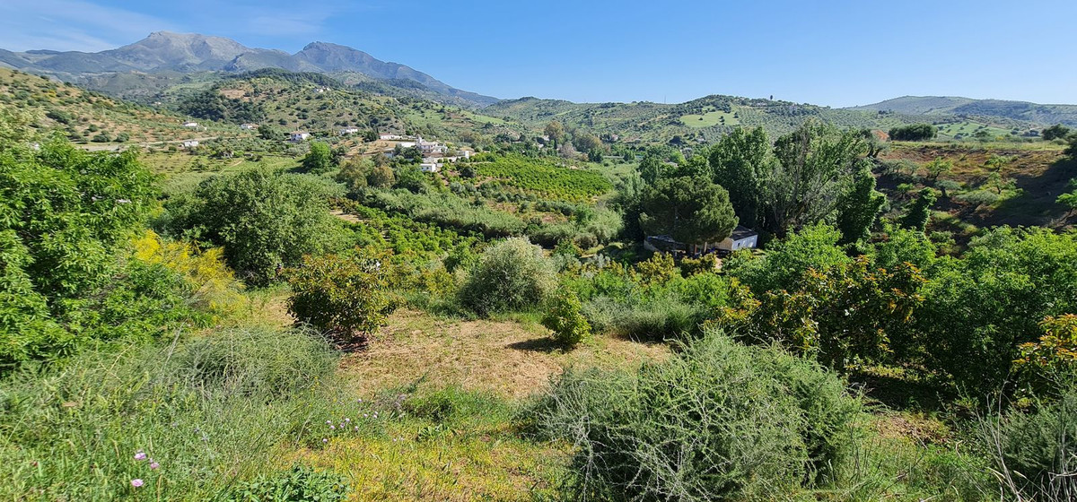 Plots for sale in Tolox Costa Del Sol, Málaga, Spain