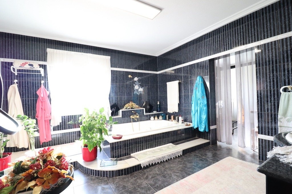 5 Bed Townhouse for sale in El Chaparral Costa Blanca, Alicante, Spain