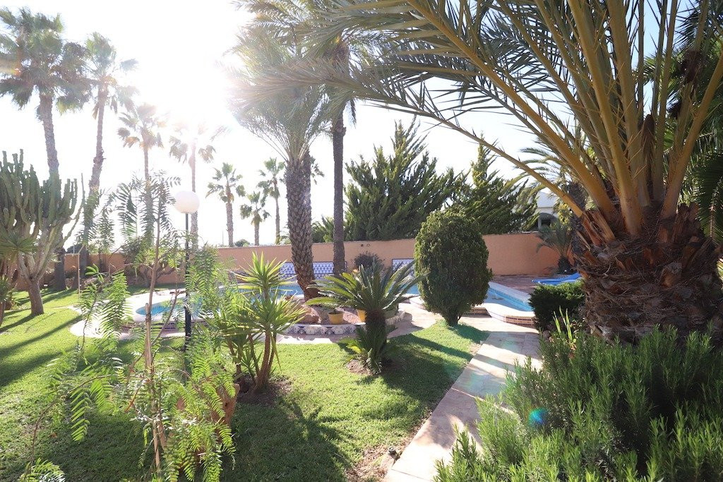 5 Bed Townhouse for sale in El Chaparral Costa Blanca, Alicante, Spain