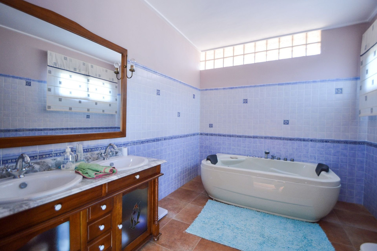 5 Bed Townhouse for sale in La Murada Costa Blanca, Alicante, Spain
