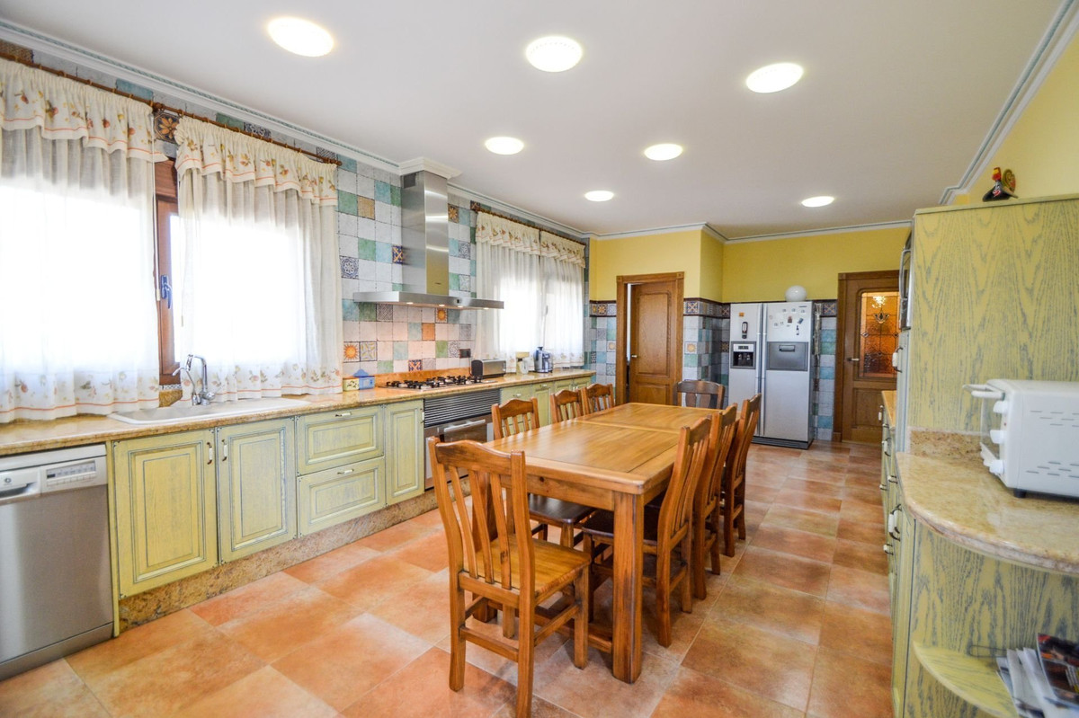 5 Bed Townhouse for sale in La Murada Costa Blanca, Alicante, Spain