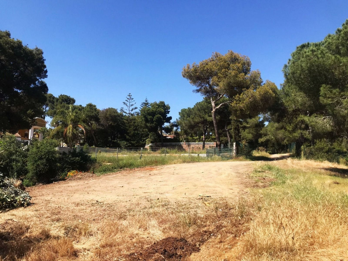 Plots for sale in Hacienda Las Chapas Costa Del Sol, Málaga, Spain