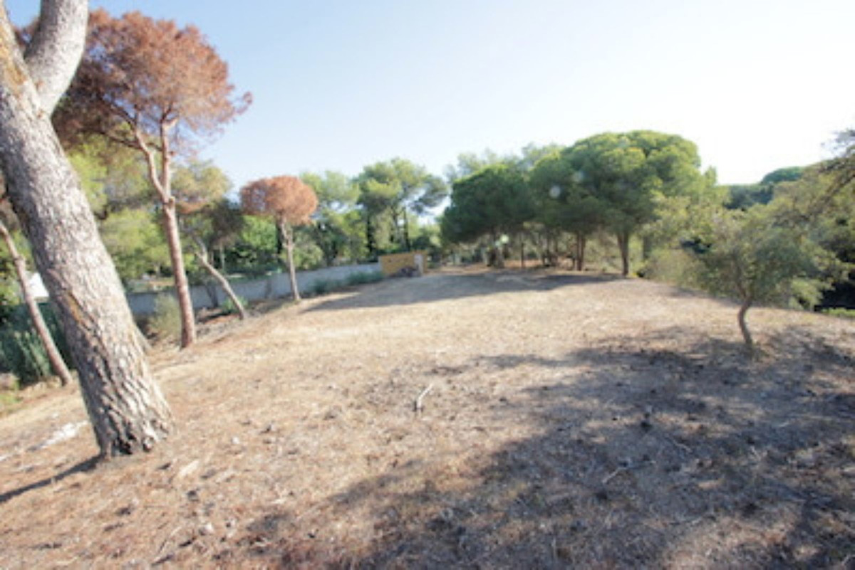 Plots for sale in Hacienda Las Chapas Costa Del Sol, Málaga, Spain