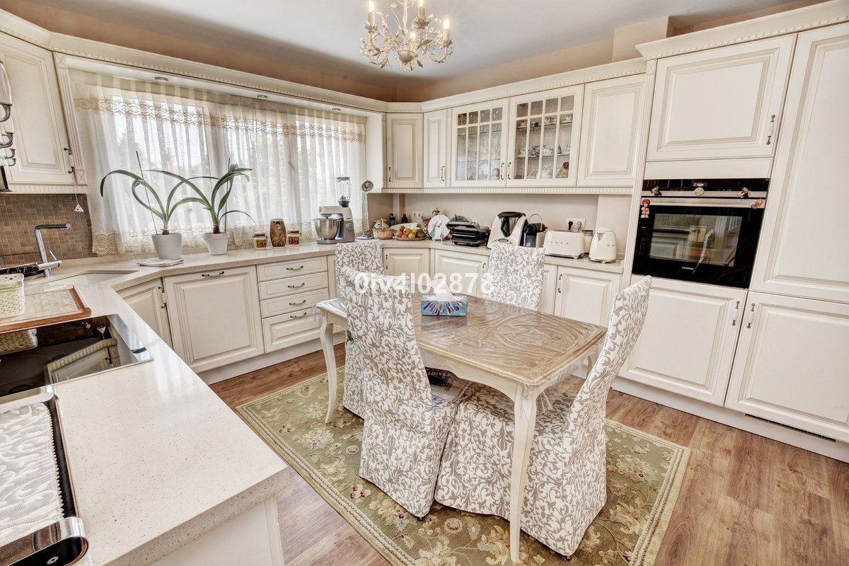 4 Bed Townhouse for sale in Arroyo De La Miel Costa Del Sol, Málaga, Spain