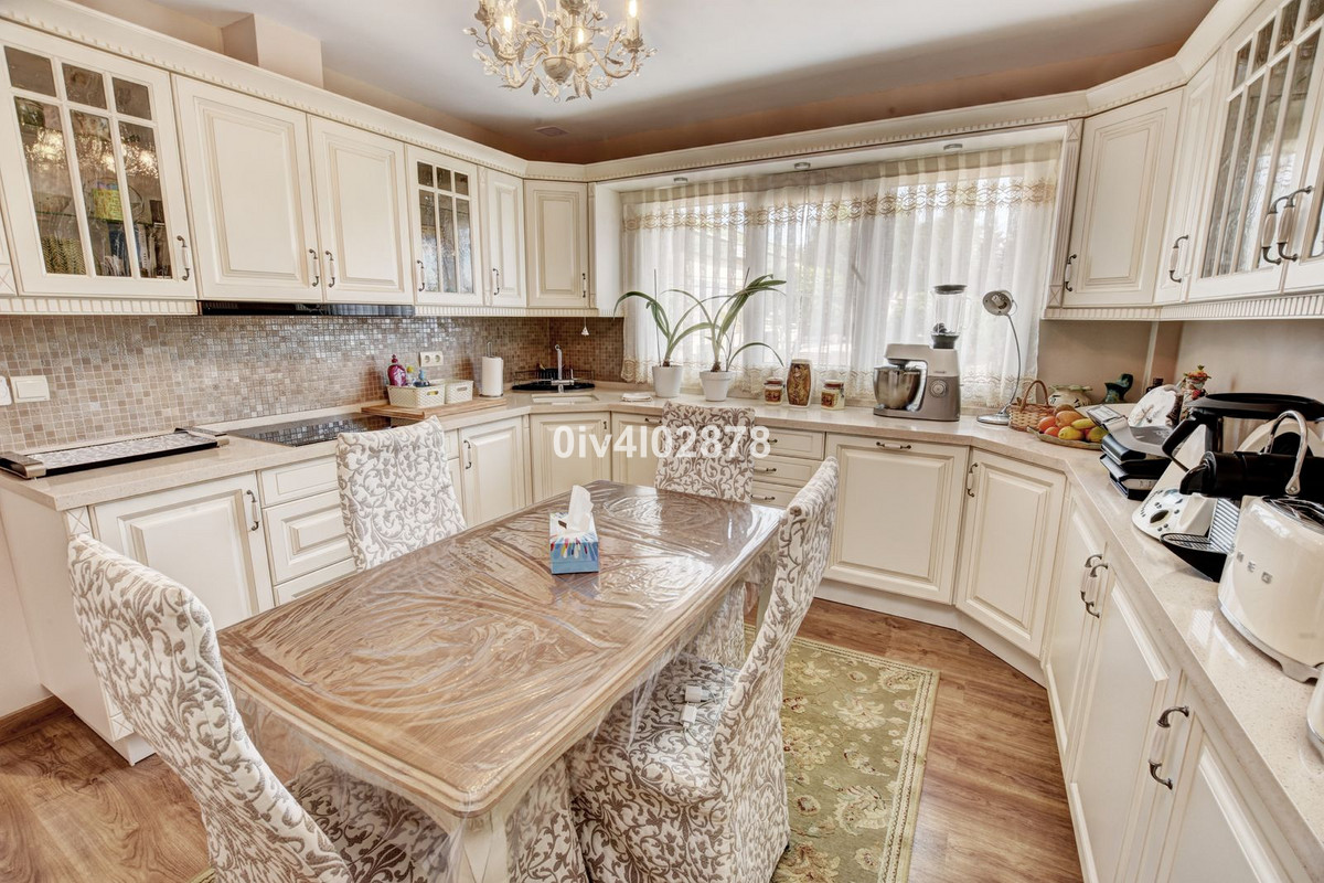 4 Bed Townhouse for sale in Arroyo De La Miel Costa Del Sol, Málaga, Spain