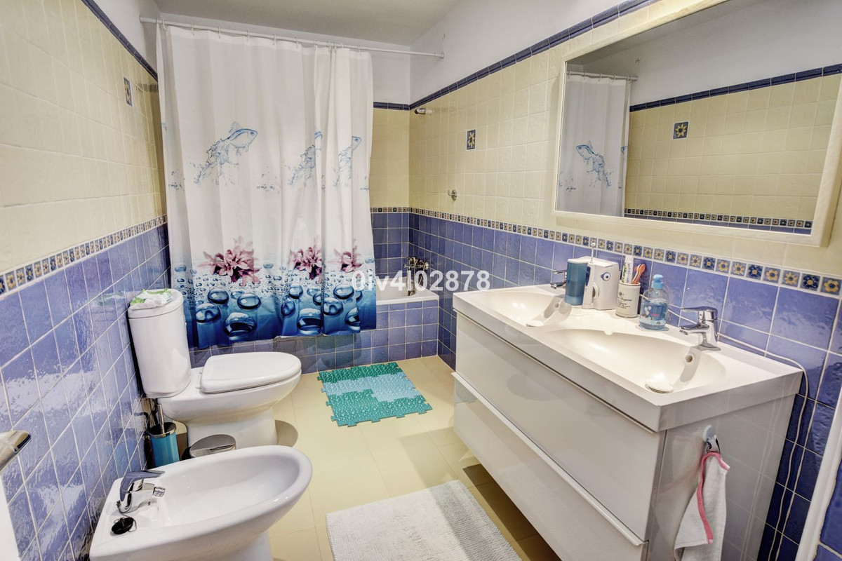 4 Bed Townhouse for sale in Arroyo De La Miel Costa Del Sol, Málaga, Spain