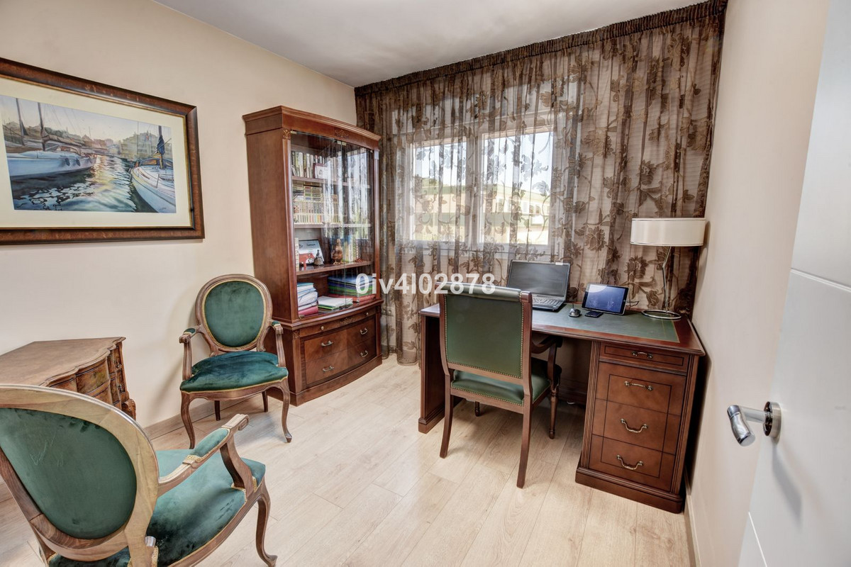 4 Bed Townhouse for sale in Arroyo De La Miel Costa Del Sol, Málaga, Spain