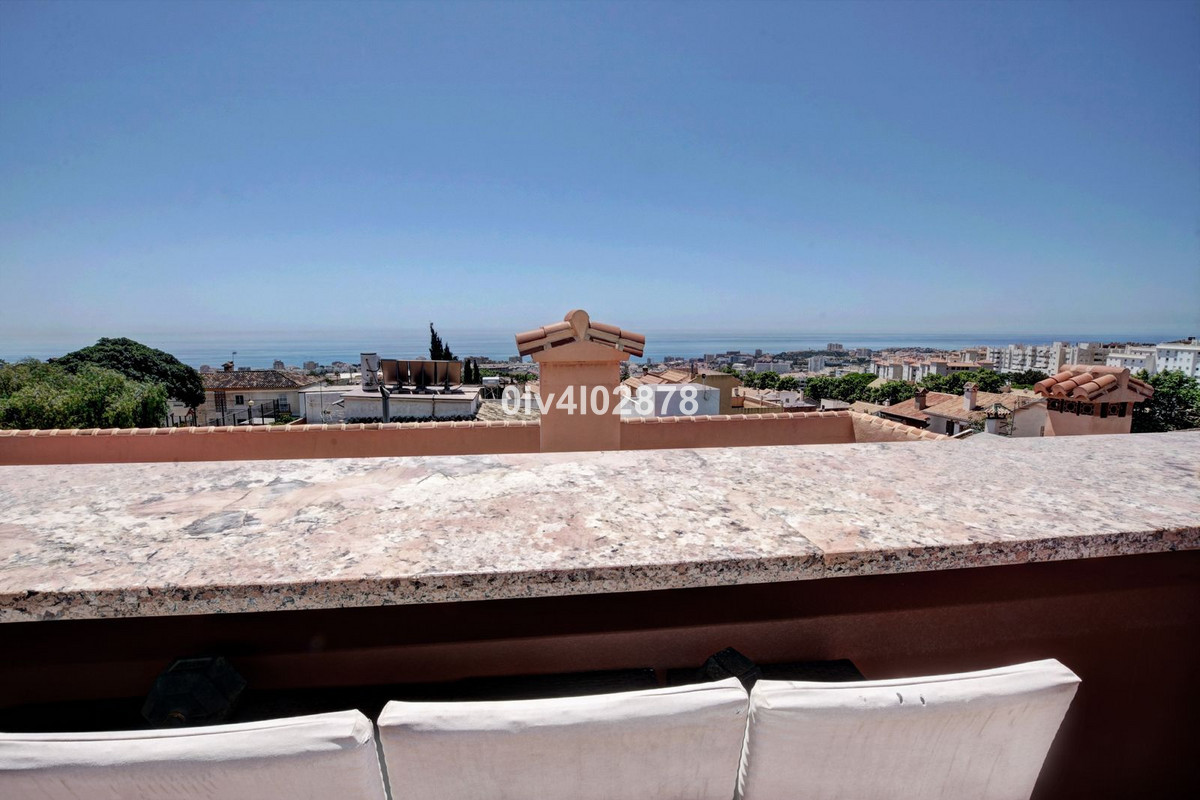 4 Bed Townhouse for sale in Arroyo De La Miel Costa Del Sol, Málaga, Spain