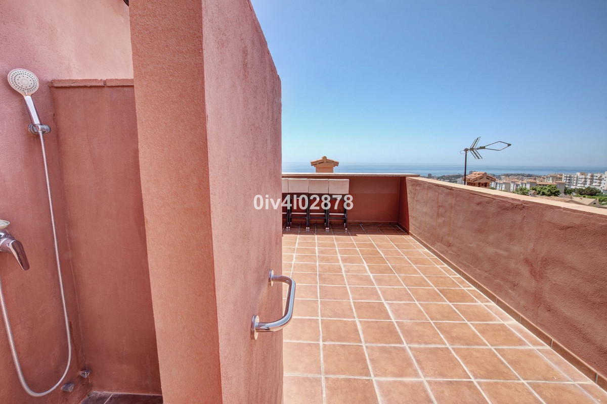 4 Bed Townhouse for sale in Arroyo De La Miel Costa Del Sol, Málaga, Spain