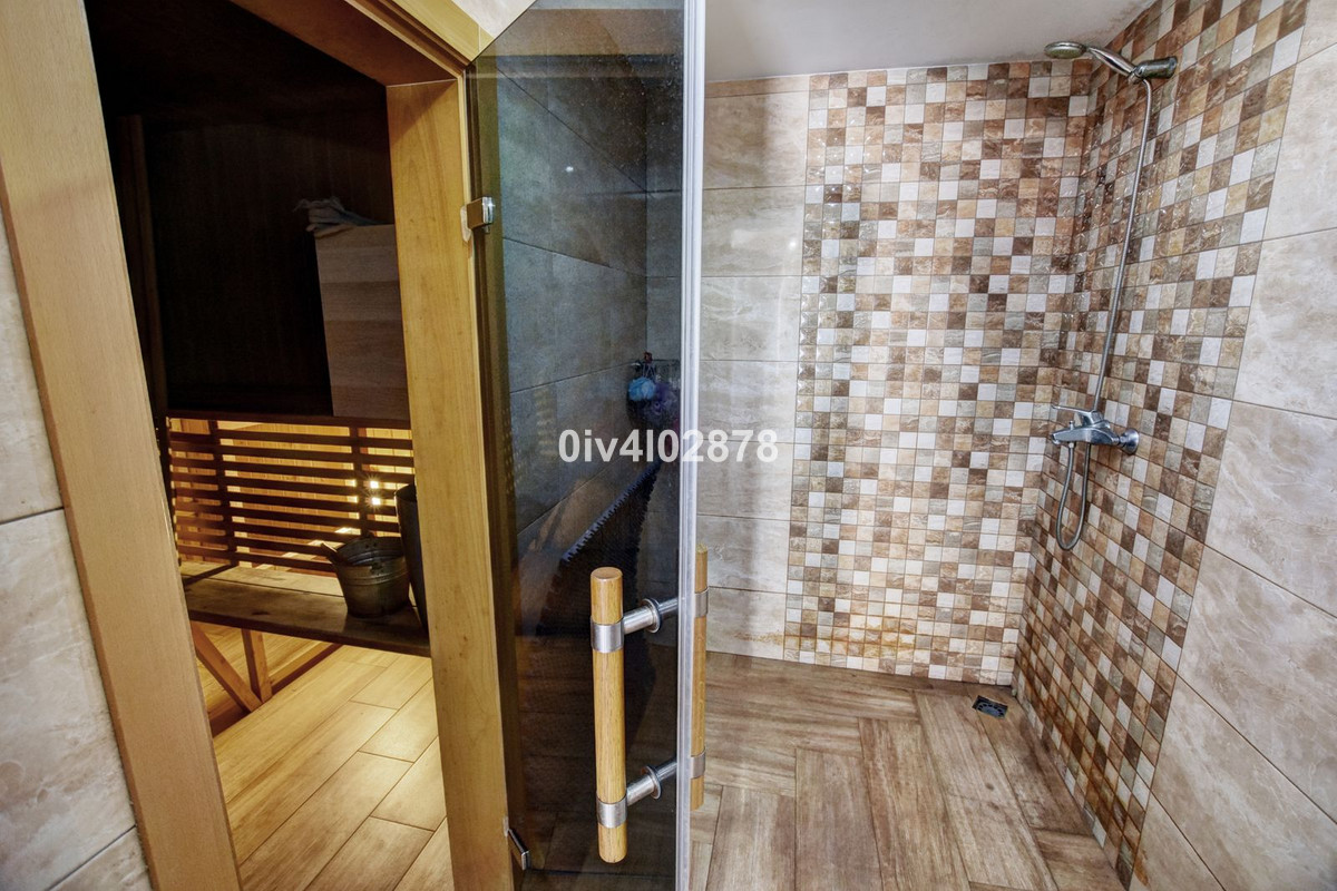 4 Bed Townhouse for sale in Arroyo De La Miel Costa Del Sol, Málaga, Spain