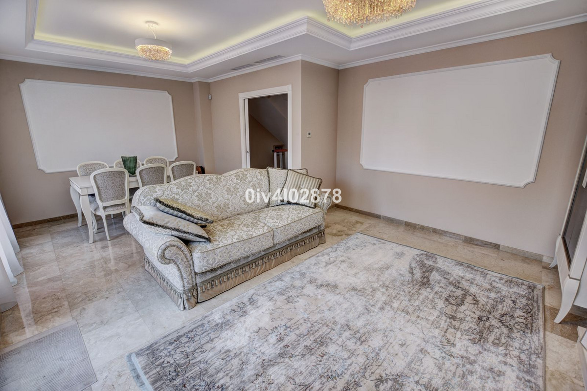 4 Bed Townhouse for sale in Arroyo De La Miel Costa Del Sol, Málaga, Spain
