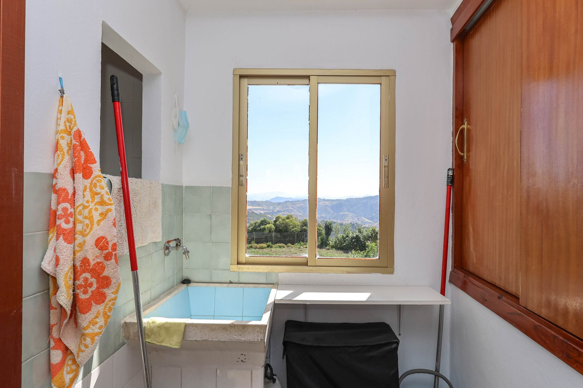 Se vende Adosada de 4 dormitorios en Costa Del Sol, Málaga, España