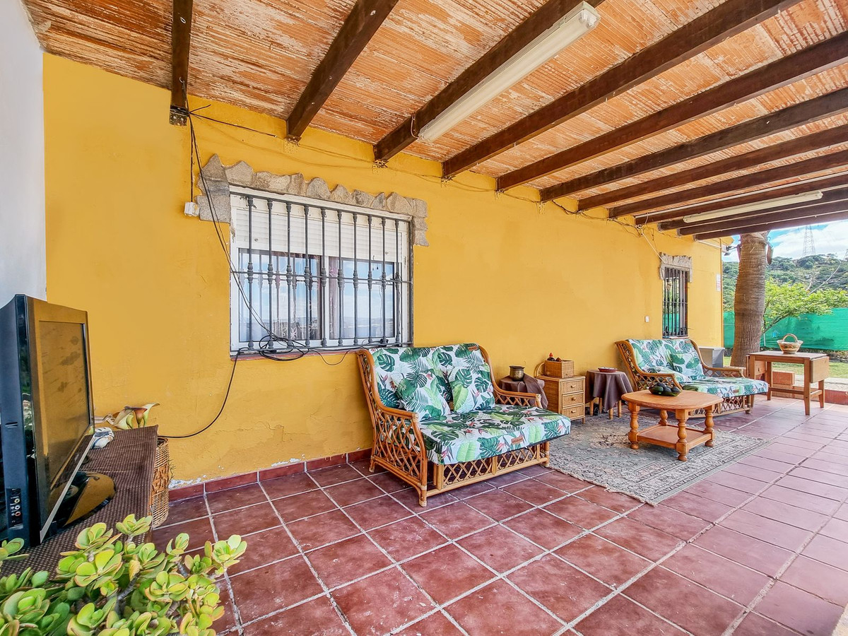 3 Bed Townhouse for sale in Casares Costa Del Sol, Málaga, Spain
