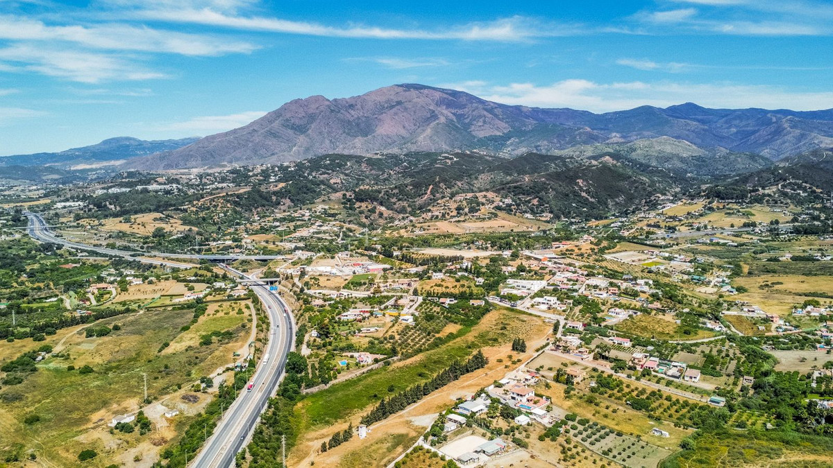 Plots for sale in Estepona Costa Del Sol, Málaga, Spain