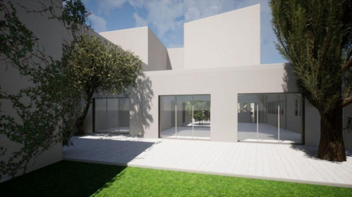 4 Bed Plots for sale in Estepona Costa Del Sol, Málaga, Spain