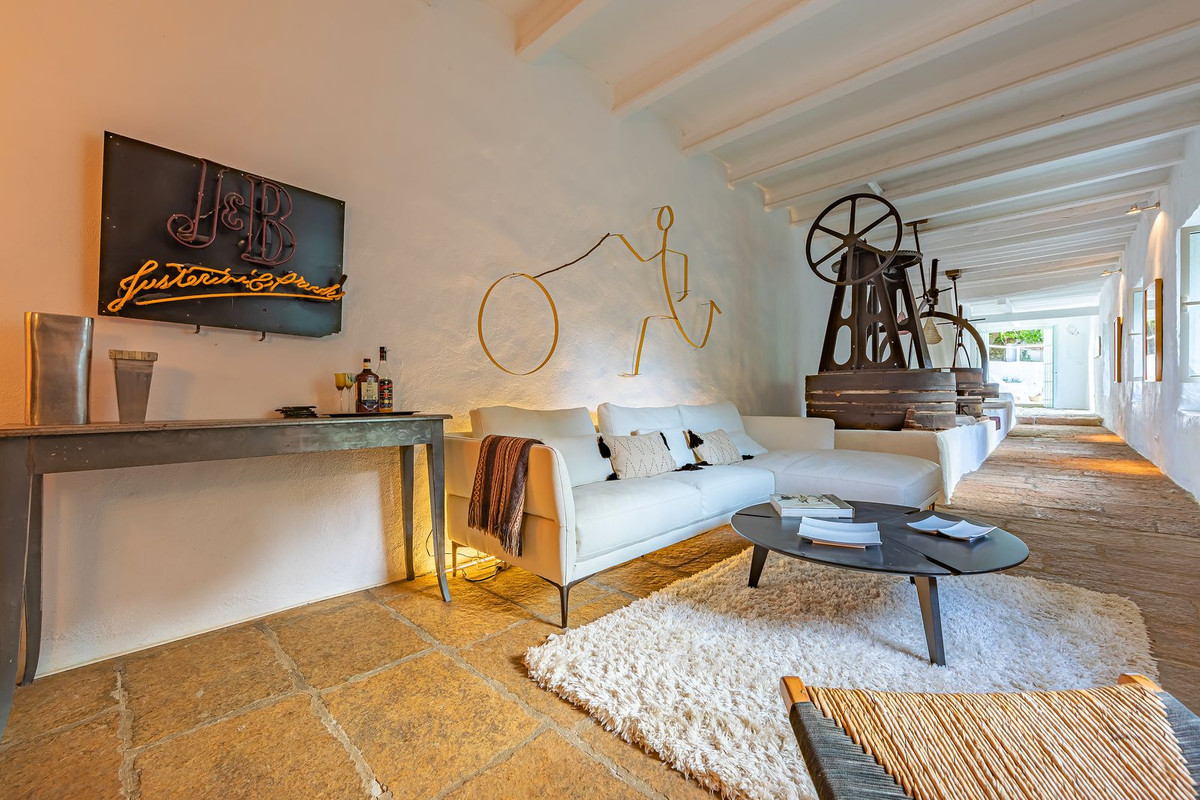 Se vende Finca - Cortijo de 4 dormitorios en Costa Del Sol, Málaga, España
