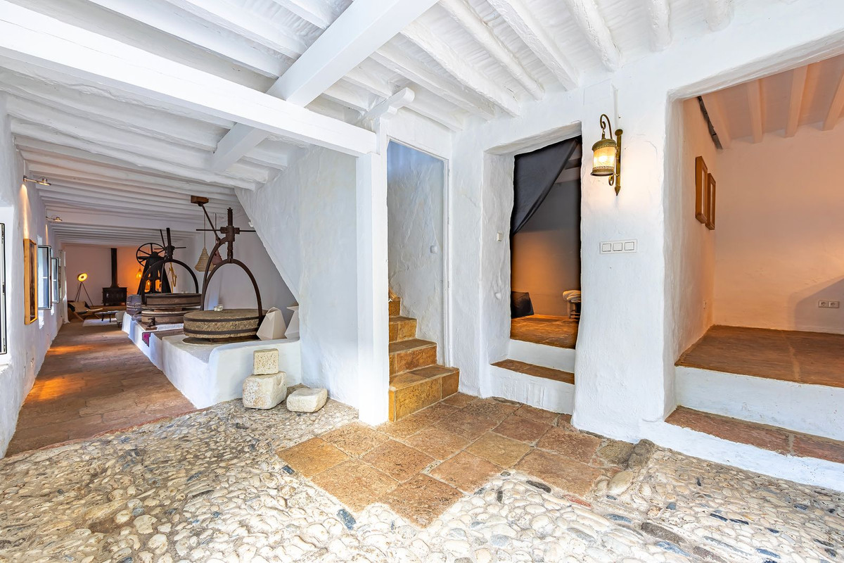 Se vende Finca - Cortijo de 4 dormitorios en Costa Del Sol, Málaga, España