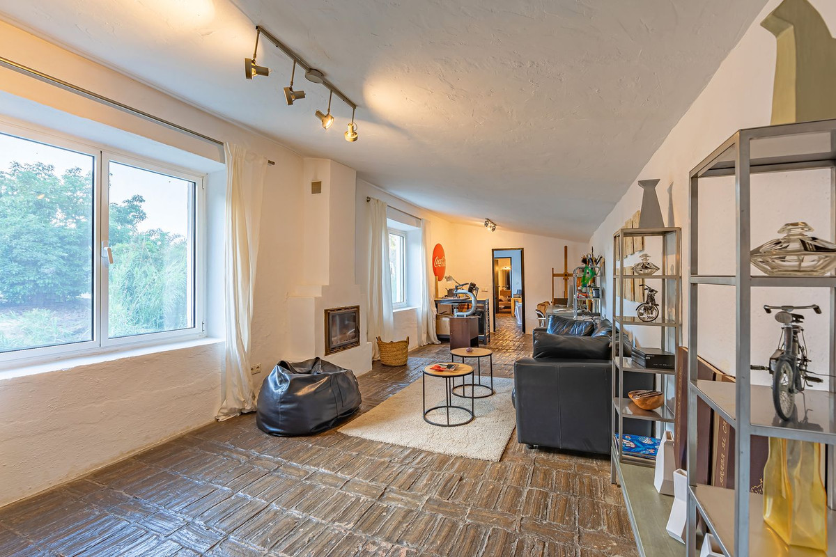 Se vende Finca - Cortijo de 4 dormitorios en Costa Del Sol, Málaga, España