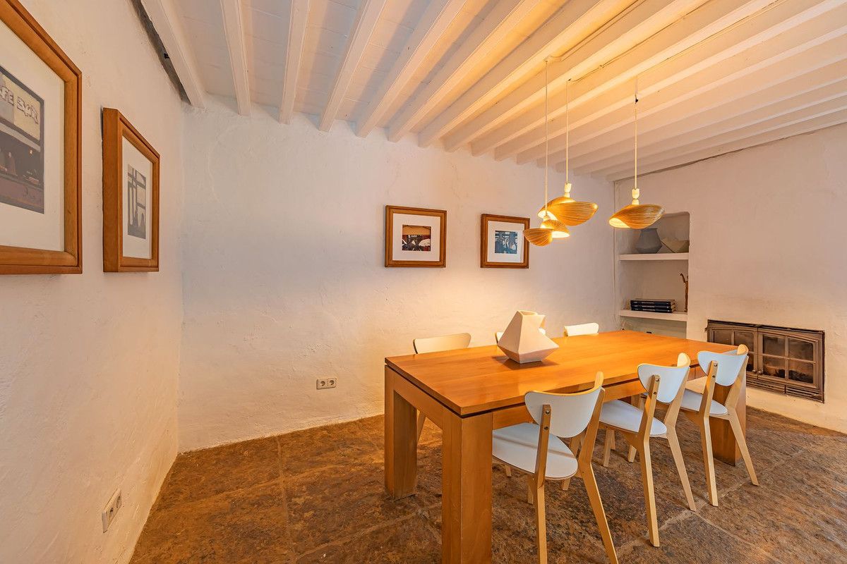 Se vende Finca - Cortijo de 4 dormitorios en Costa Del Sol, Málaga, España