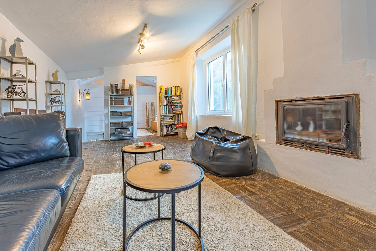 Se vende Finca - Cortijo de 4 dormitorios en Costa Del Sol, Málaga, España