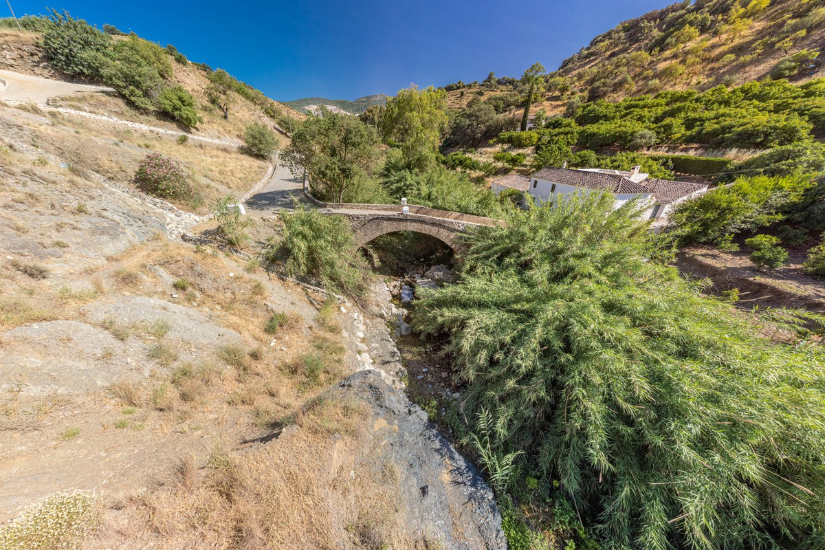 Se vende Finca - Cortijo de 4 dormitorios en Costa Del Sol, Málaga, España