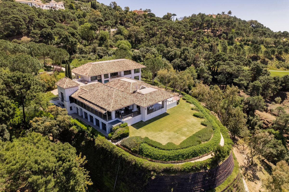 Se vende Villa - Chalet de 5 dormitorios en Costa Del Sol, Málaga, España