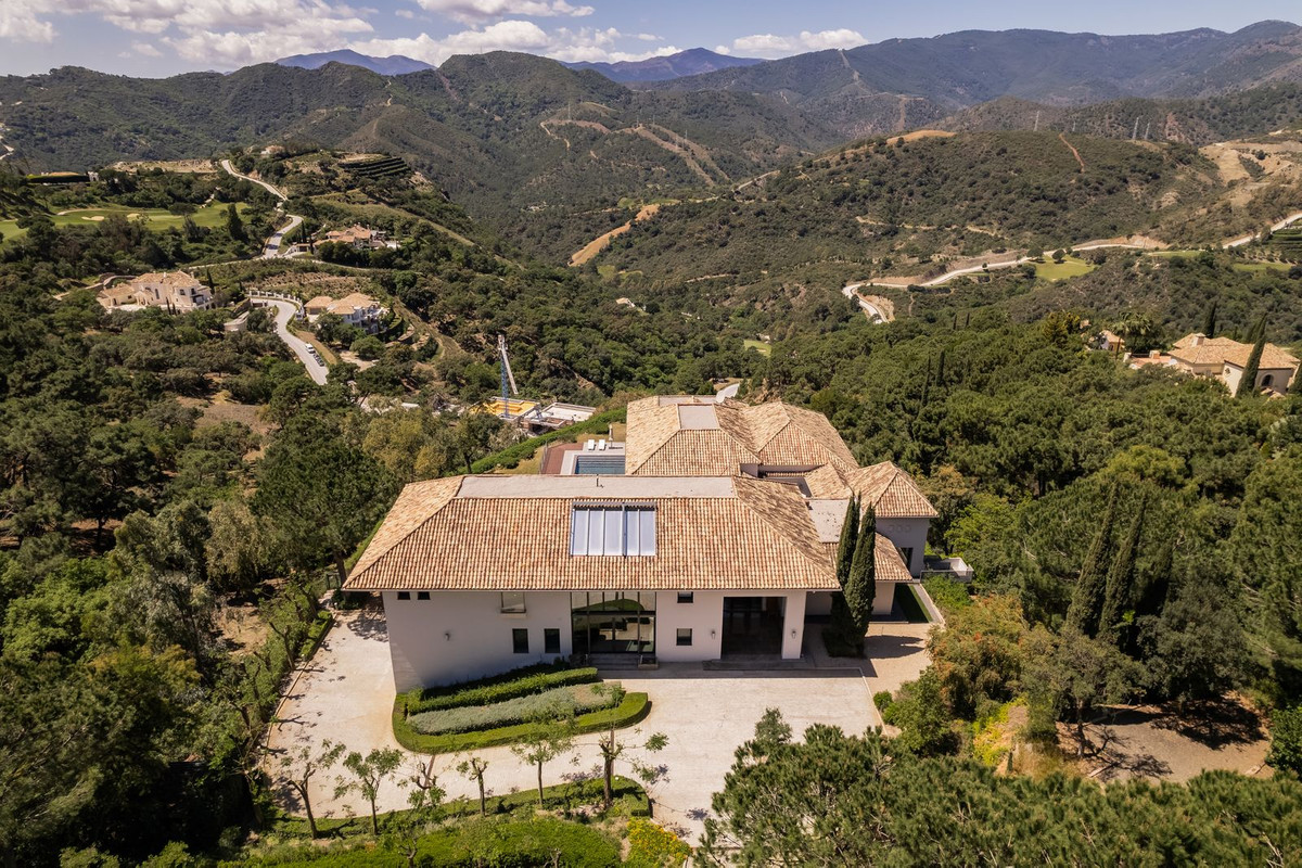 Se vende Villa - Chalet de 5 dormitorios en Costa Del Sol, Málaga, España