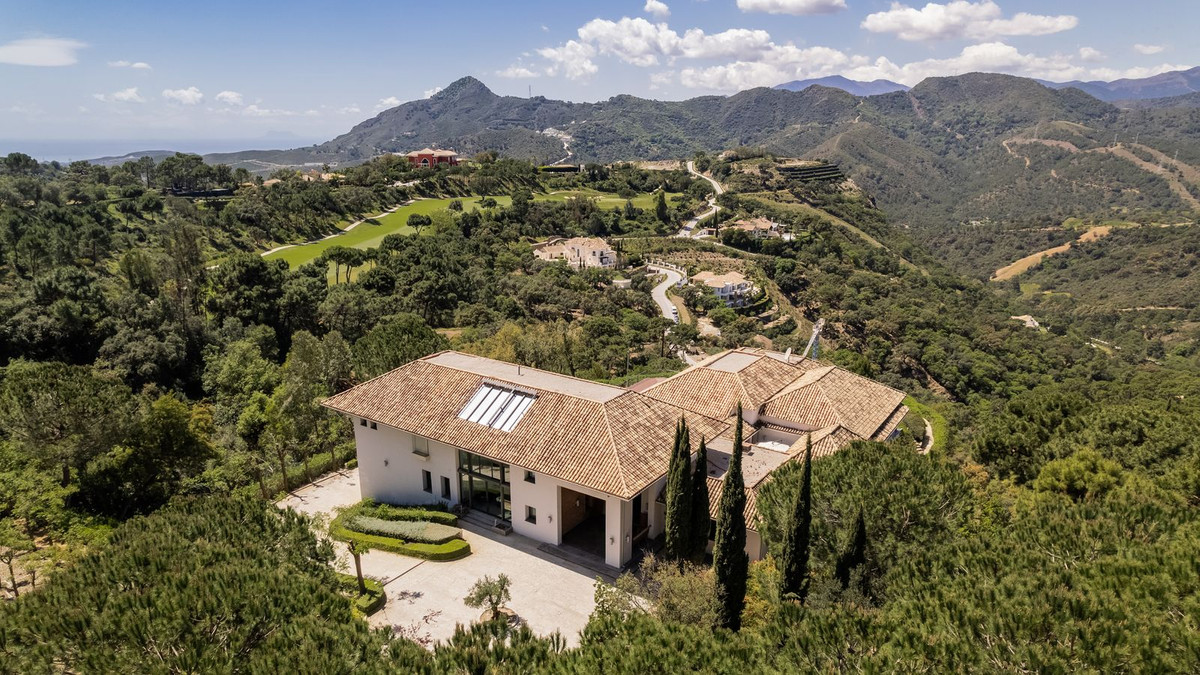 Se vende Villa - Chalet de 5 dormitorios en Costa Del Sol, Málaga, España