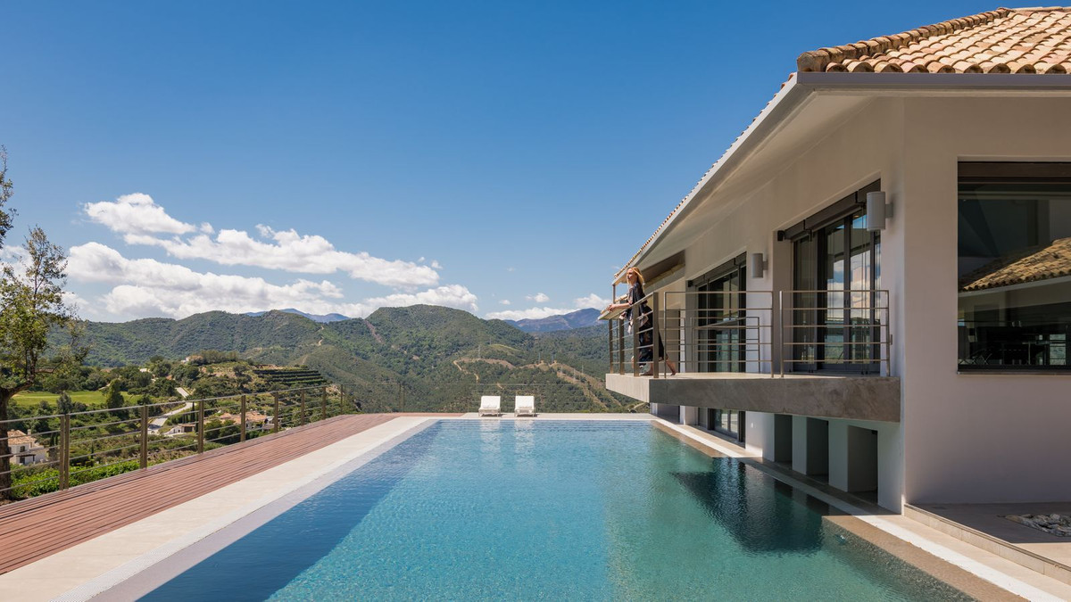 Se vende Villa - Chalet de 5 dormitorios en Costa Del Sol, Málaga, España