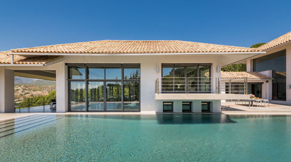 Se vende Villa - Chalet de 5 dormitorios en Costa Del Sol, Málaga, España