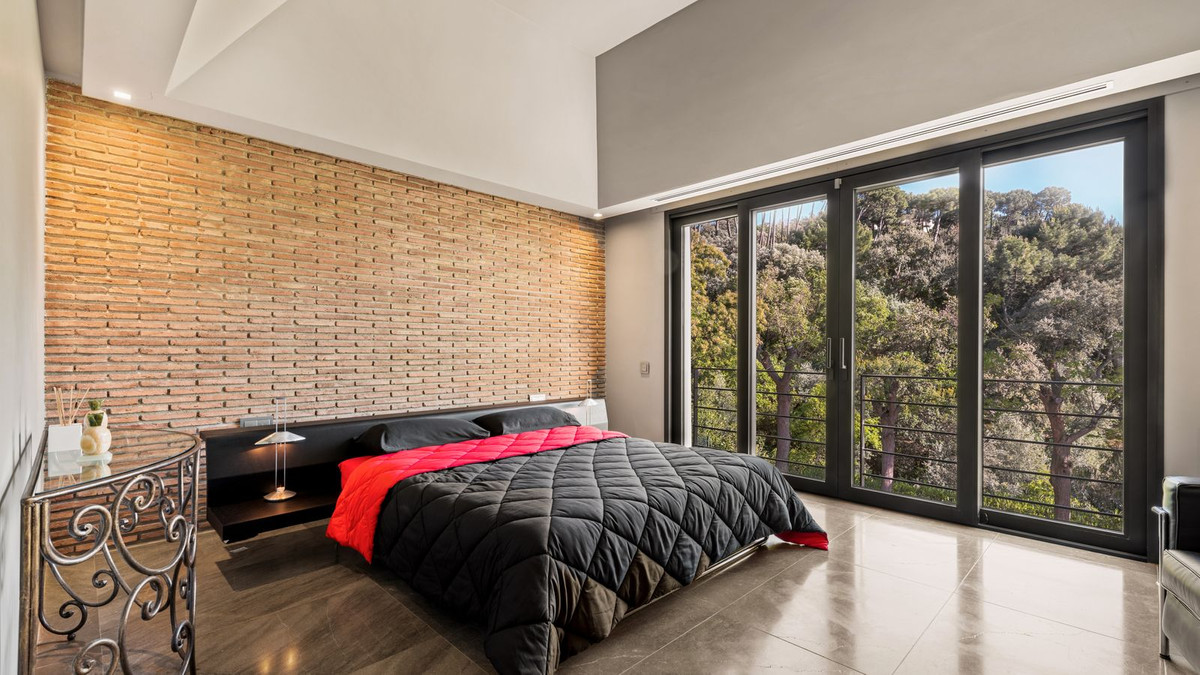Se vende Villa - Chalet de 5 dormitorios en Costa Del Sol, Málaga, España