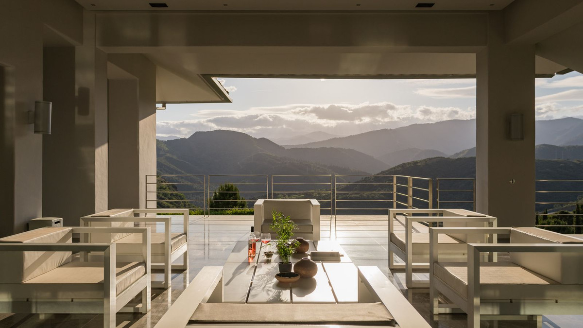 Se vende Villa - Chalet de 5 dormitorios en Costa Del Sol, Málaga, España
