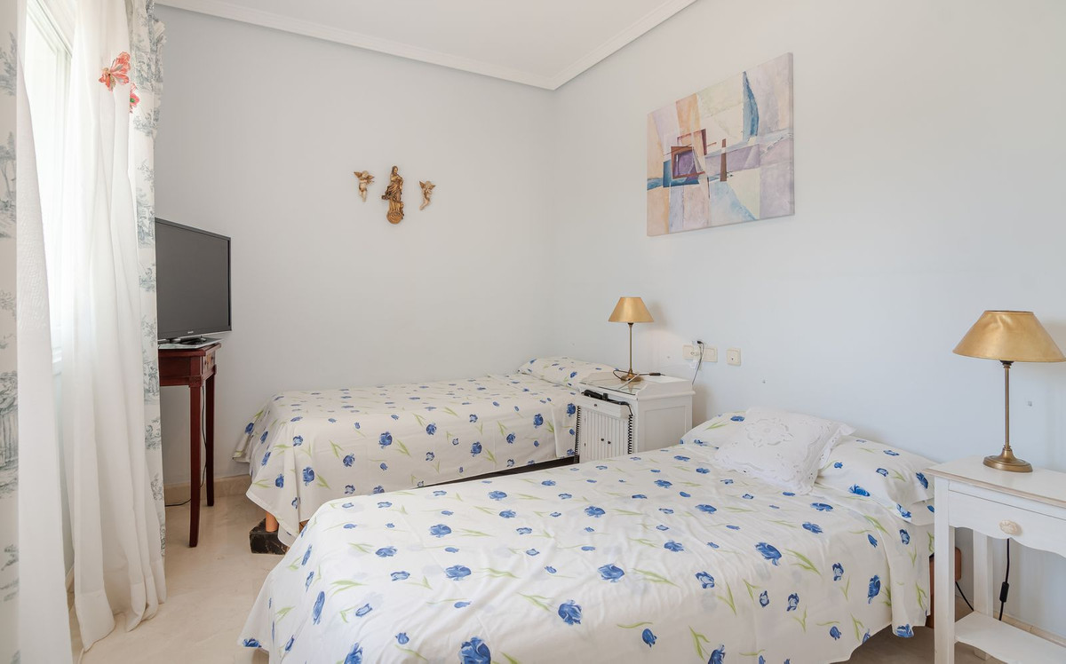 Se vende Villa - Chalet de 6 dormitorios en Costa Del Sol, Málaga, España