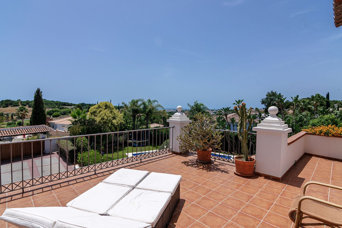 Se vende Villa - Chalet de 6 dormitorios en Costa Del Sol, Málaga, España