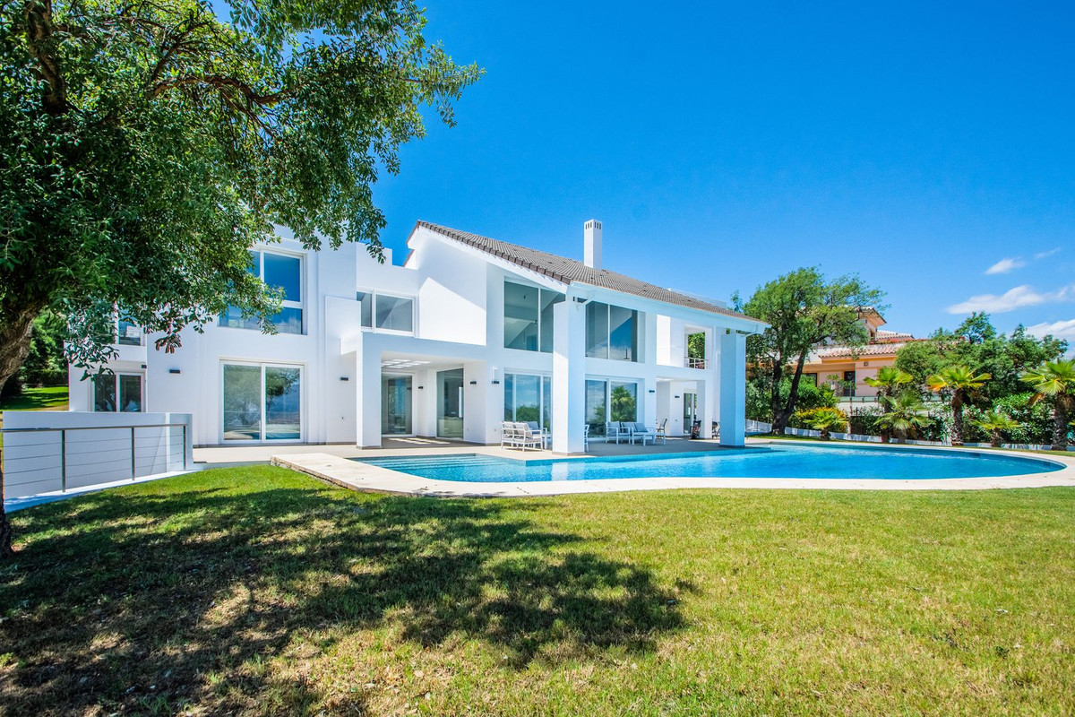 Se vende Villa - Chalet de 7 dormitorios en Costa Del Sol, Málaga, España