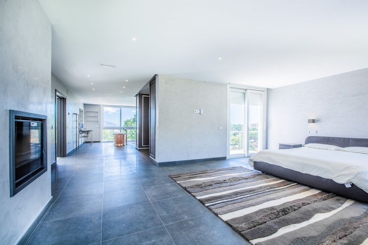 Se vende Villa - Chalet de 7 dormitorios en Costa Del Sol, Málaga, España