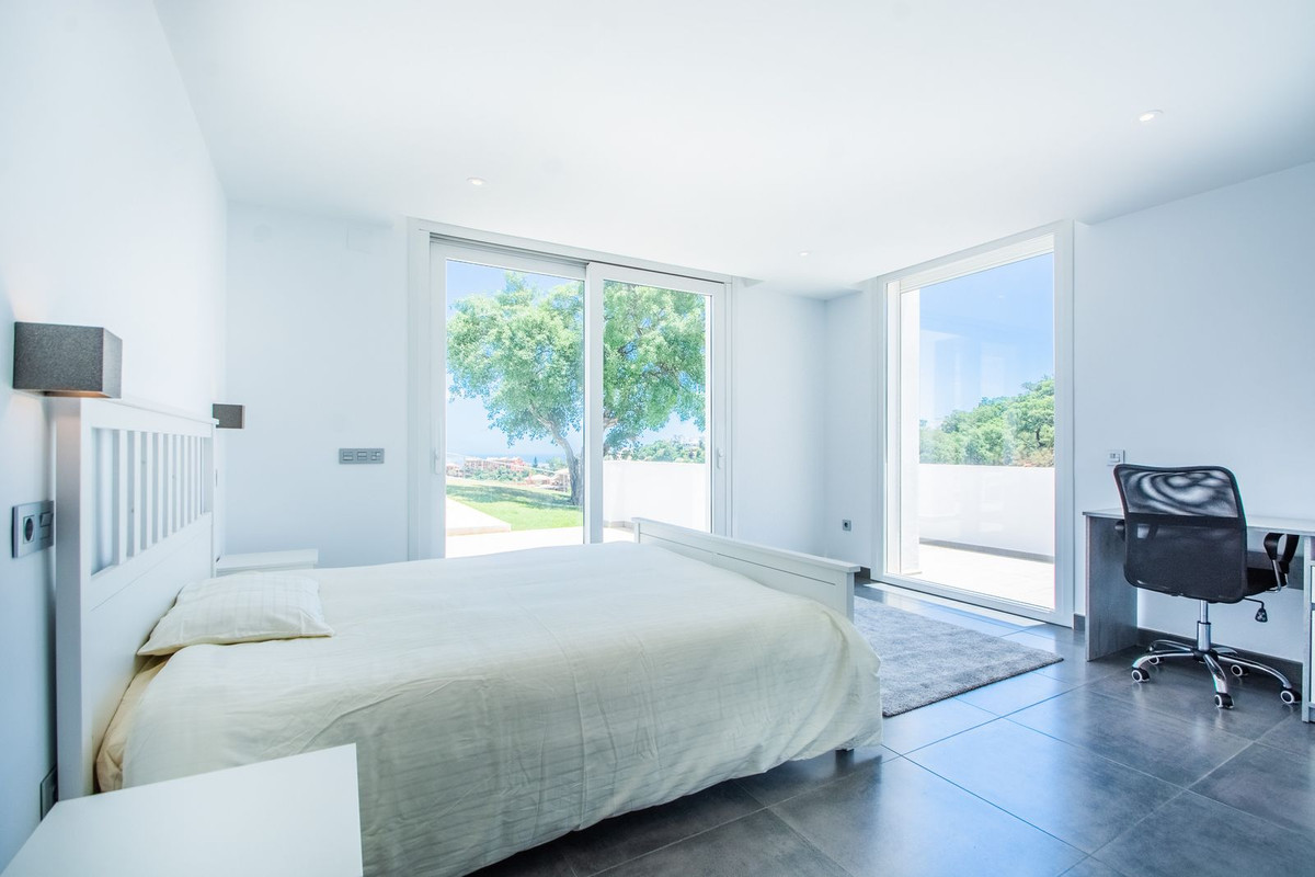 Se vende Villa - Chalet de 7 dormitorios en Costa Del Sol, Málaga, España