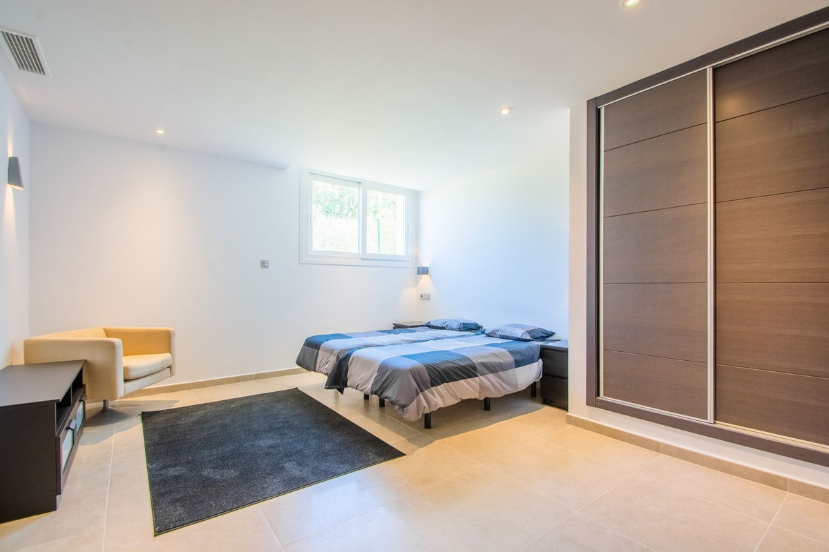 Se vende Villa - Chalet de 7 dormitorios en Costa Del Sol, Málaga, España