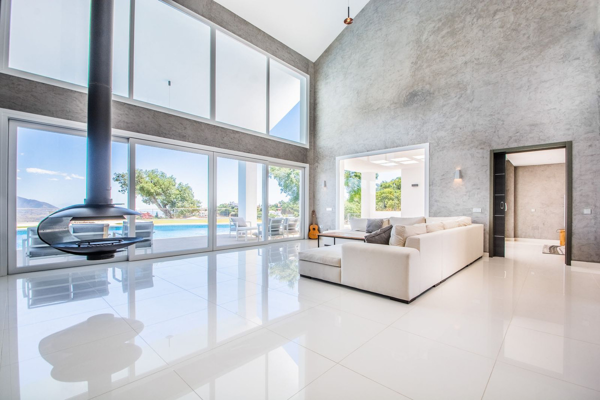 Se vende Villa - Chalet de 7 dormitorios en Costa Del Sol, Málaga, España