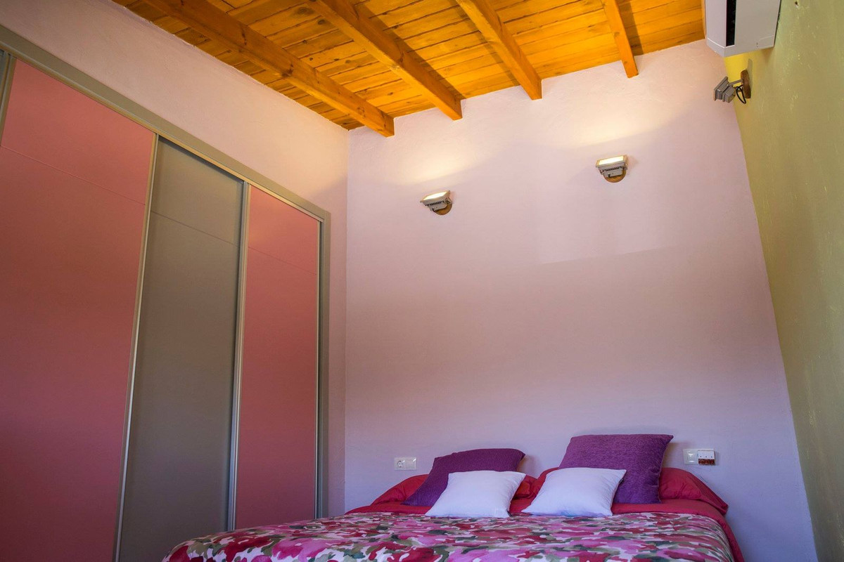 Se vende Hotel de 12 dormitorios en Costa Del Sol, Málaga, España