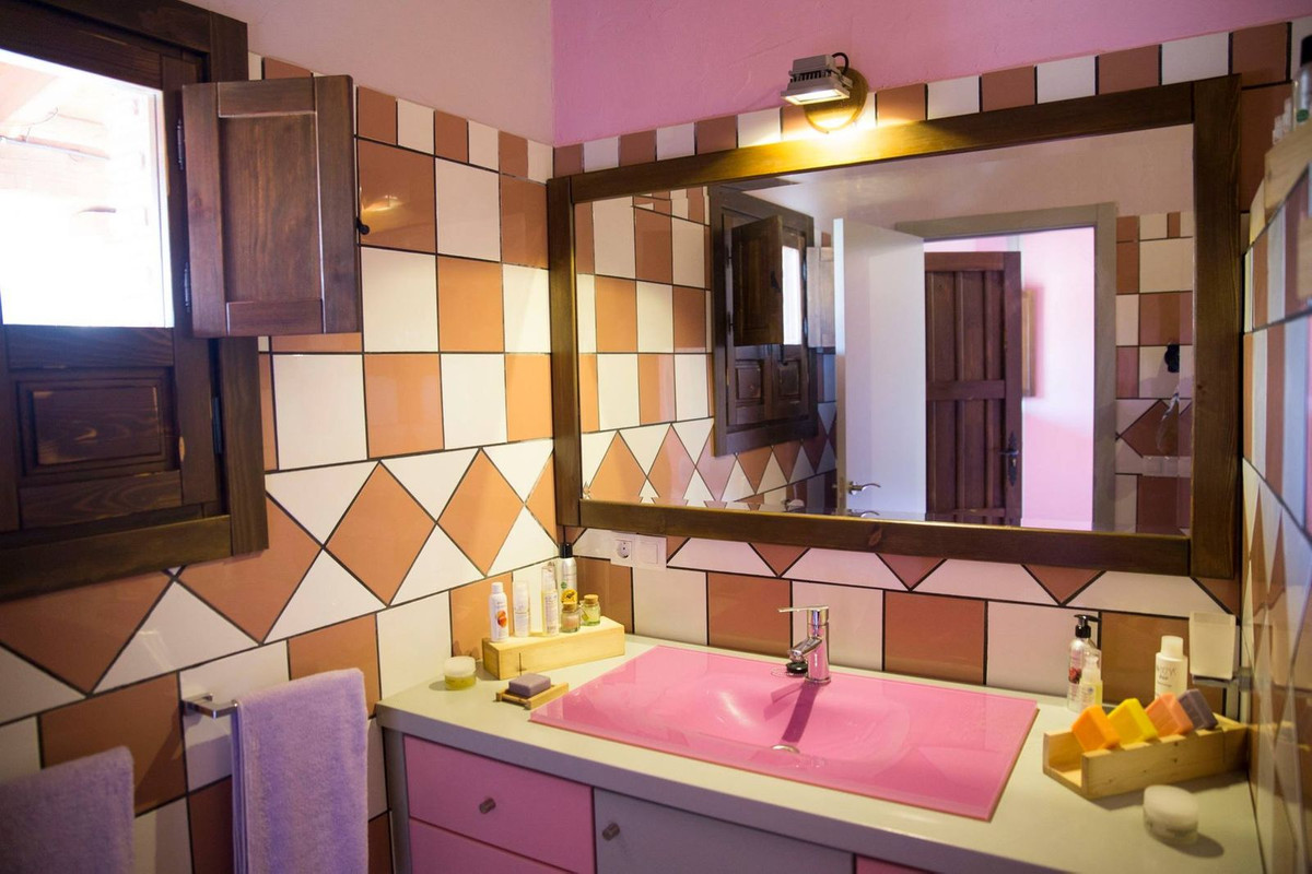 Se vende Hotel de 12 dormitorios en Costa Del Sol, Málaga, España