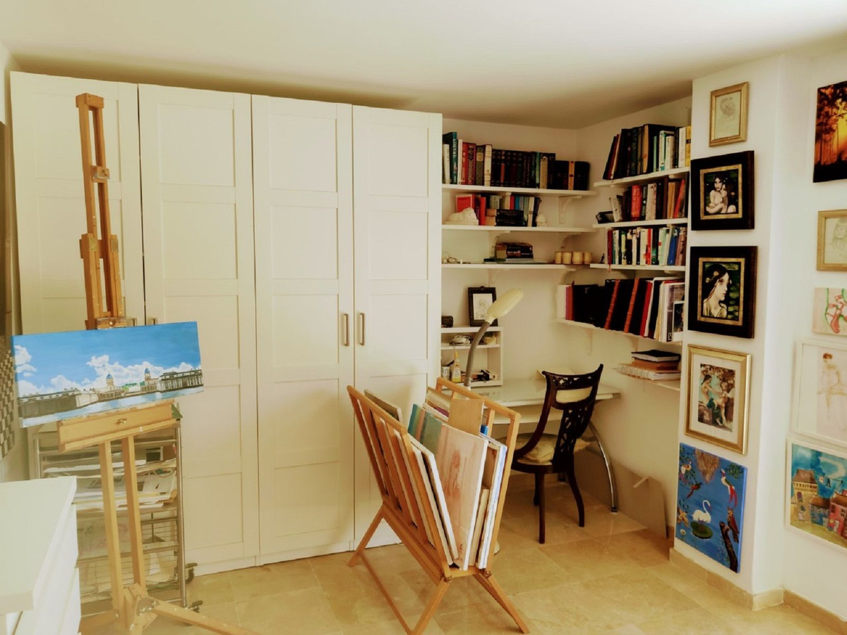 2 Bed Apartment for sale in Guadalmina Alta Costa Del Sol, Málaga, Spain
