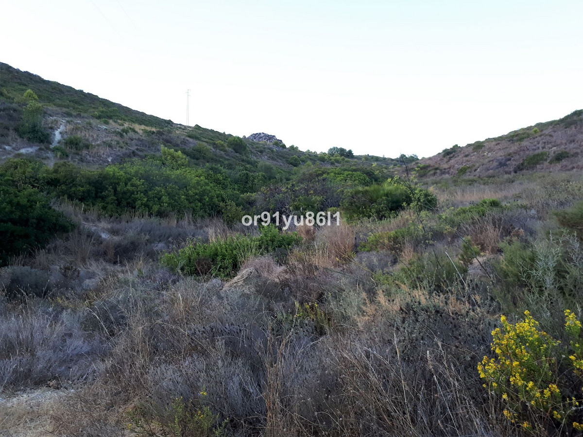 Se vende Finca - Cortijo de 5 dormitorios en Costa Del Sol, Málaga, España
