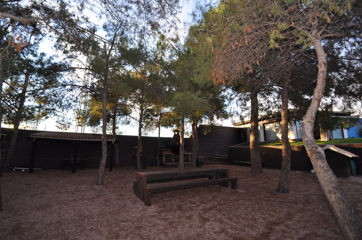 Se vende Villa - Chalet de 3 dormitorios en Costa Blanca, Alicante, España