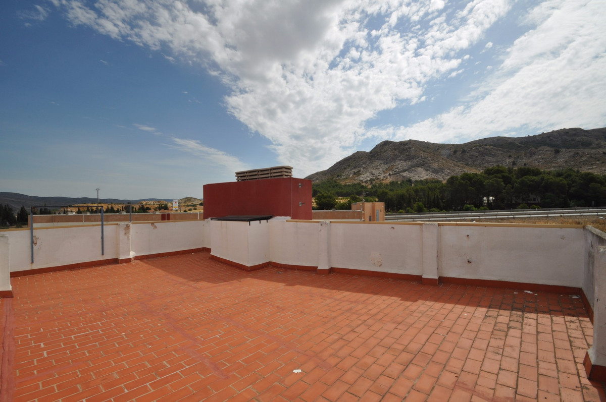 Se vende Apartamento Planta Media de 3 dormitorios en Costa Blanca, Alicante, España