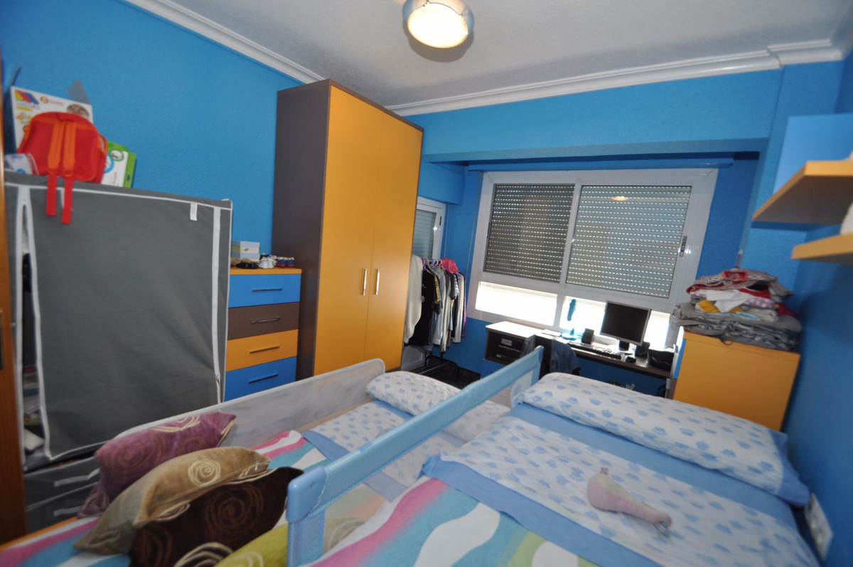 Se vende Apartamento Planta Media de 3 dormitorios en Costa Blanca, Alicante, España