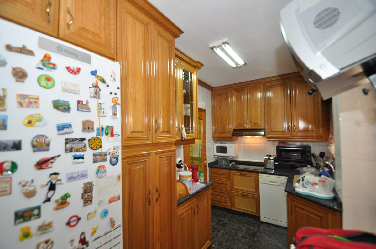 Se vende Apartamento Planta Media de 3 dormitorios en Costa Blanca, Alicante, España