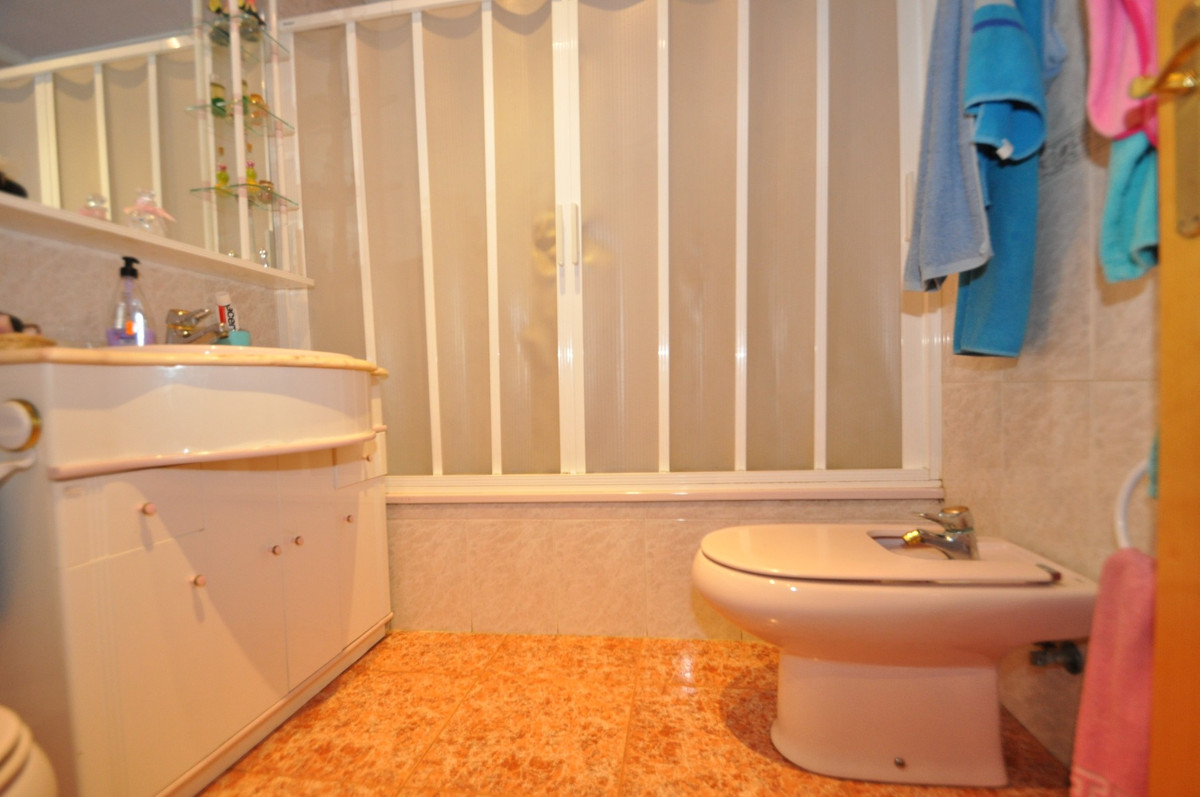 Se vende Adosada de 3 dormitorios en Costa Blanca, Alicante, España