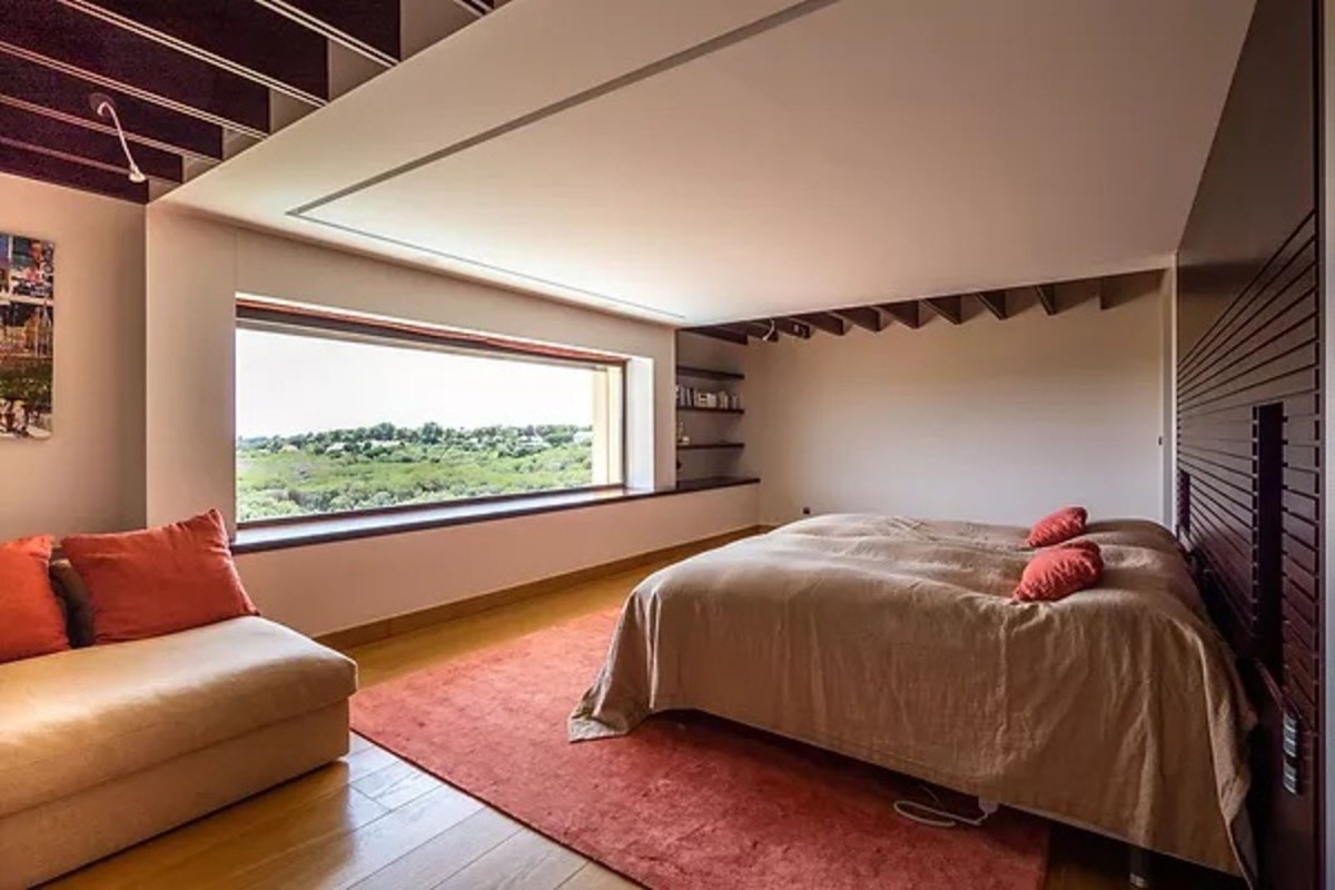 Se vende Villa - Chalet de 5 dormitorios en Costa Del Sol, Cadiz, España